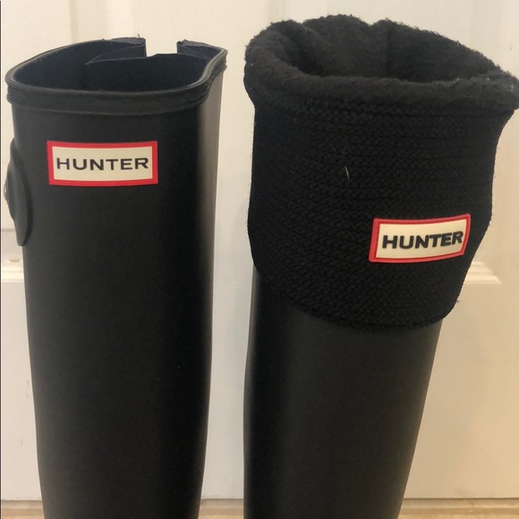 SOLD ON MERCARI Hunter Rain Boots w/ Sock Inserts - Picture 2 of 6
